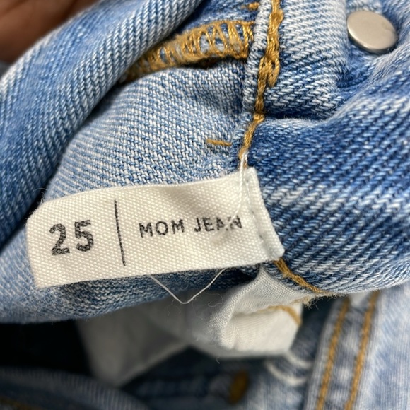 Pacsun Mom Jeans Womens 25 Cotton Skinny Leg Moon Print Embroidered Denim Pocket - Picture 8 of 9